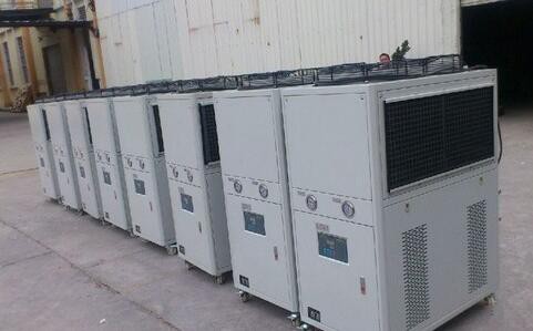 企業如何選擇適合自己的工業冷水機